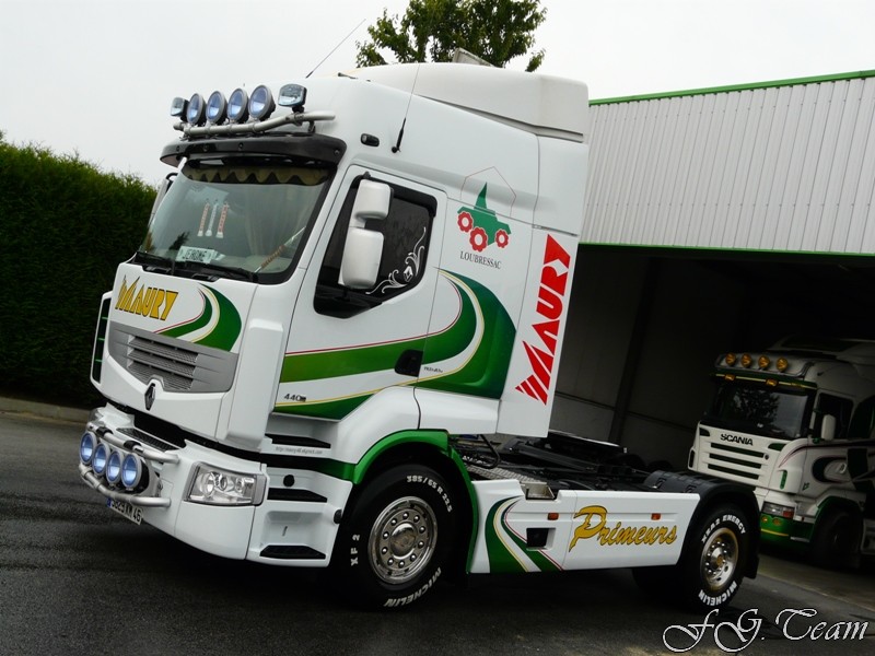 Renault Premium 440 (2).JPG